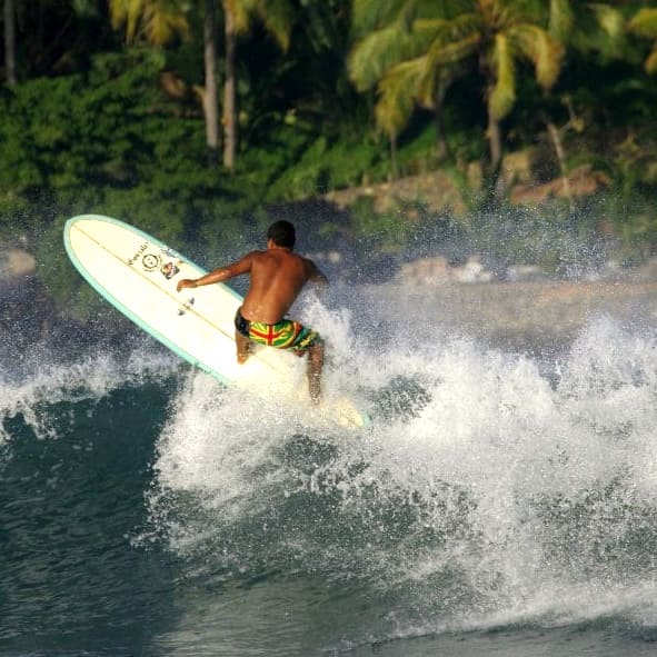 Practicar surf en Sayulita